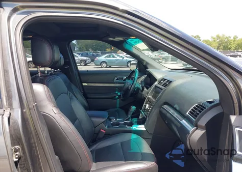 2016 Ford Explorer Sport z USA, uszkodzony, nr VIN 1FM5K8GT4GGB38586